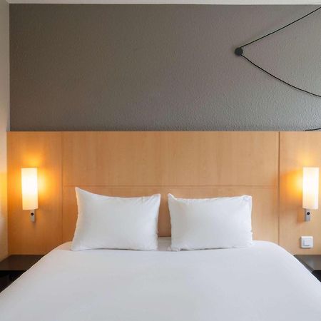 Ibis Cergy Pontoise Le Port Hotel Bagian luar foto