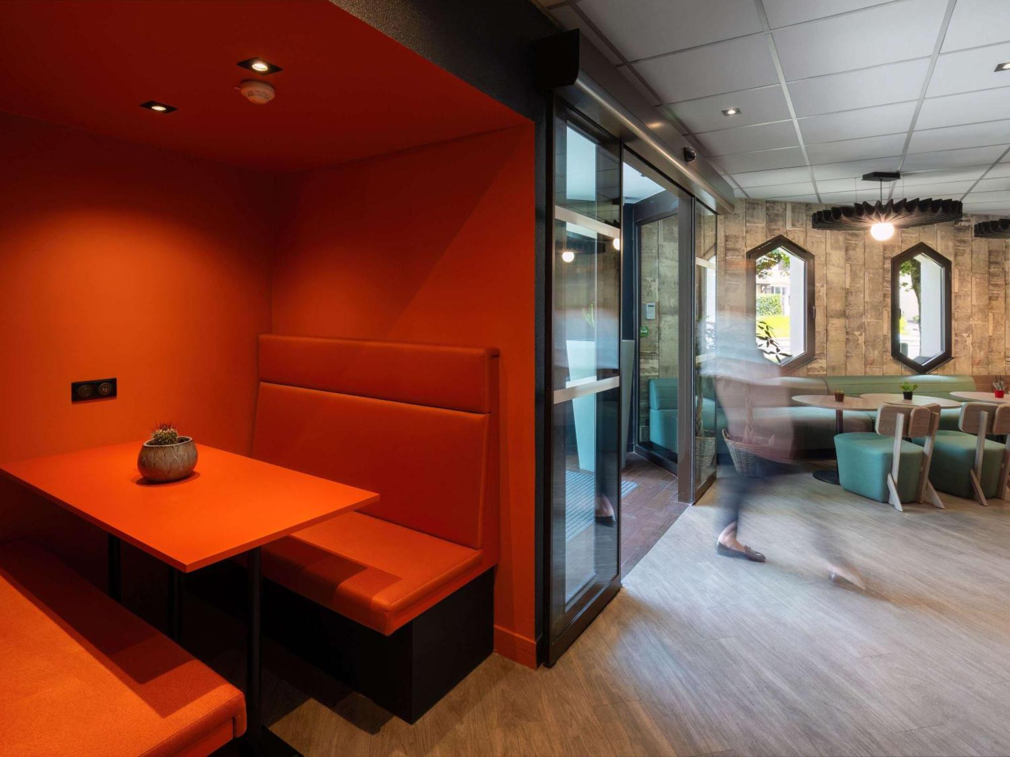 Ibis Cergy Pontoise Le Port Hotel Bagian luar foto